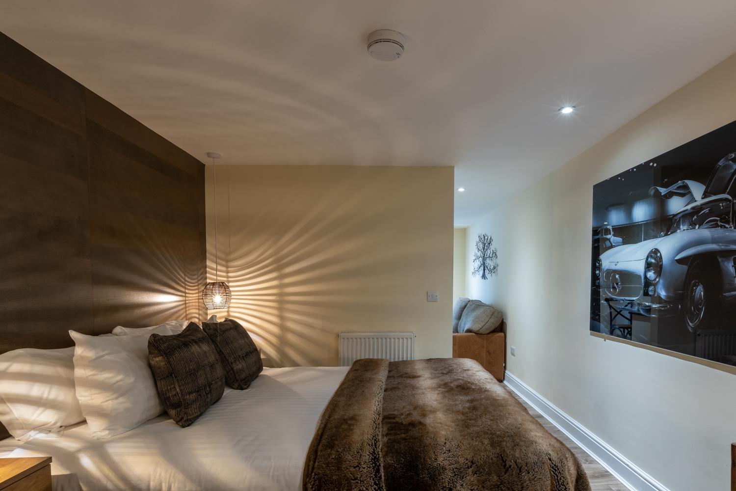 Lakes Hotel & Spa باونيس أون وينديرمير الغرفة الصورة A bedroom at the hotel
