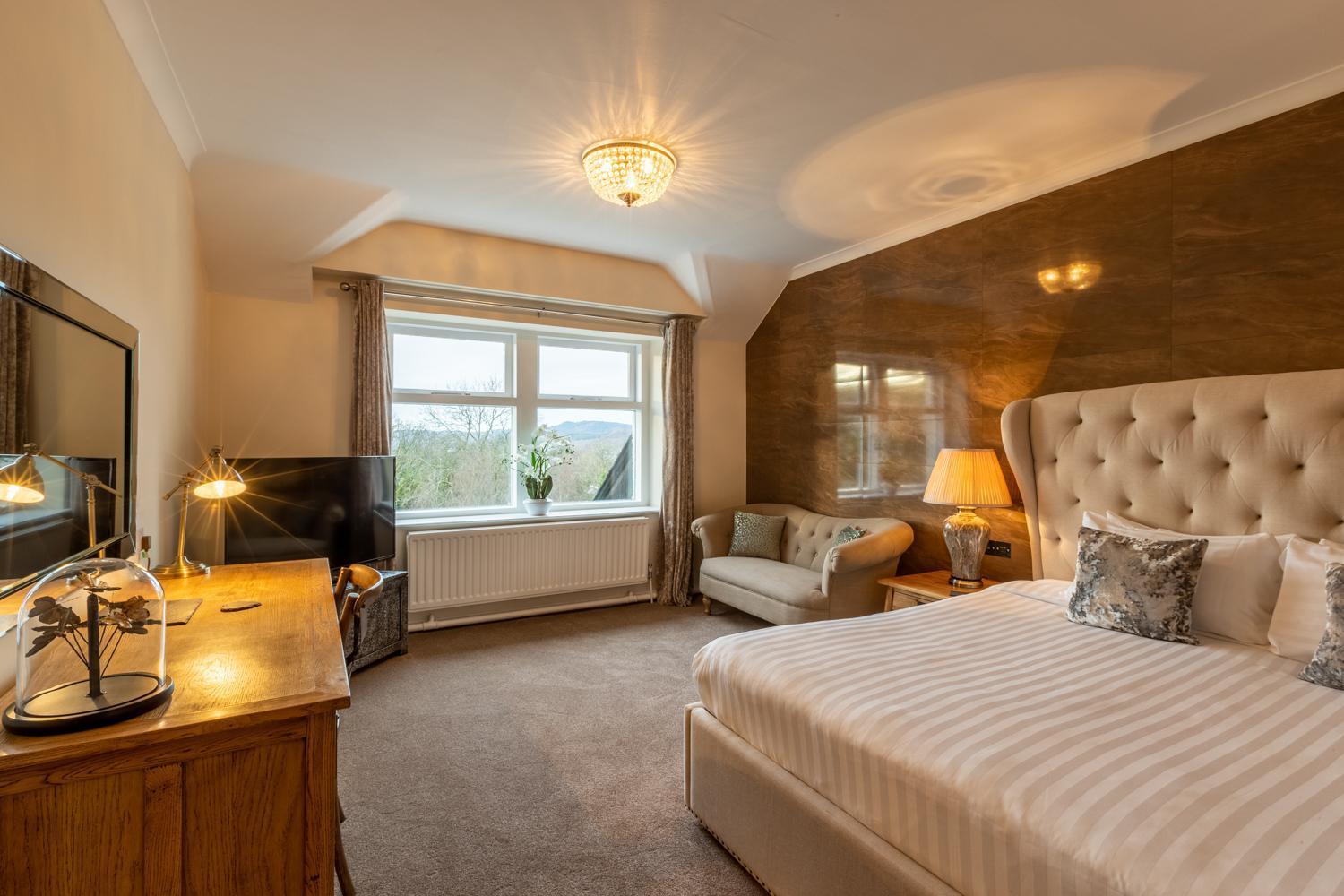 Lakes Hotel & Spa باونيس أون وينديرمير الغرفة الصورة A bedroom at the hotel
